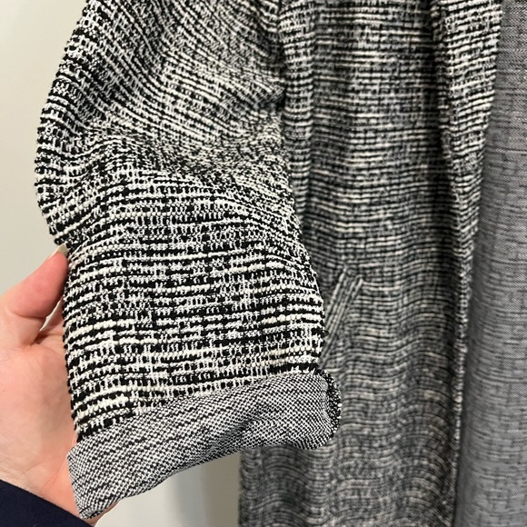 Reitmans Coat/Sweater - Picture 3 of 4